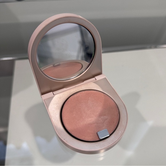 Rose Inc Cream Highlighter Illuminator Creme ‘Opalescent’ - Picture 1 of 4